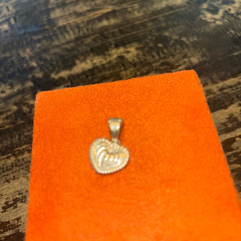 LAGOS Caviar Collection Heart Pendant NWOT